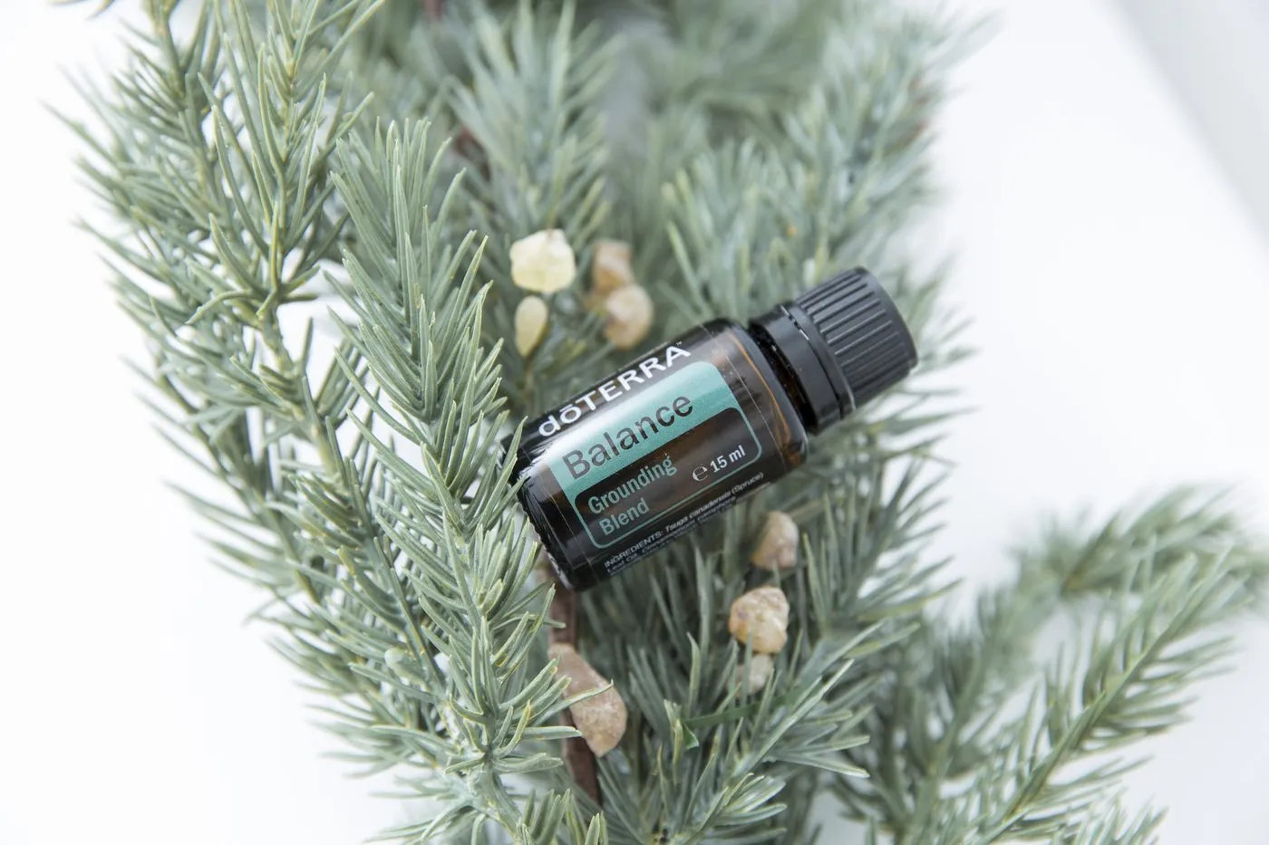 Óleo dōTERRA Balance 15ml — foto estilizada